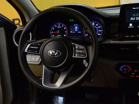 Used 2019 Kia Forte LXS image 48