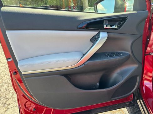 Used 2024 Mitsubishi Eclipse Cross SEL AWD/4WD image 13