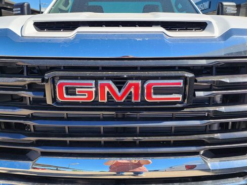 New 2026 GMC Sierra 3500 Pro w/ Convenience Package AWD/4WD image 9