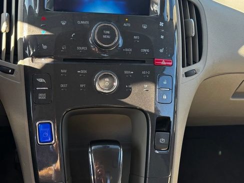 Used 2013 Chevrolet Volt w/ Enhanced Safety Package 1 FWD image 8