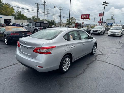 Used 2015 Nissan Sentra S image 6