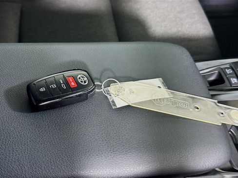 Certified 2025 Toyota Camry LE FWD image 33