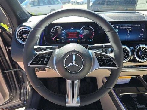 Certified 2026 Mercedes-Benz GLB 250 4MATIC image 37