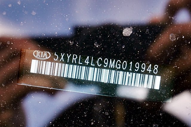Used 2021 Kia Sorento S FWD image 19