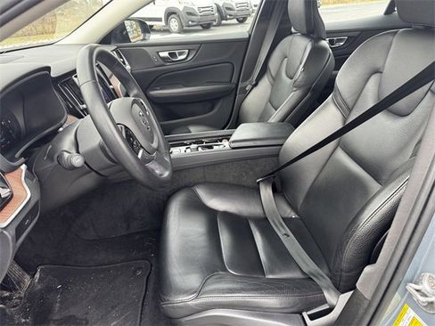 Used 2024 Volvo S60 B5 Plus image 21