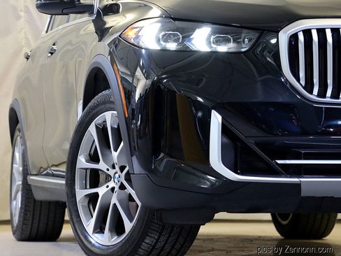 Certified 2025 BMW X5 xDrive40i w/ Premium Package image 4