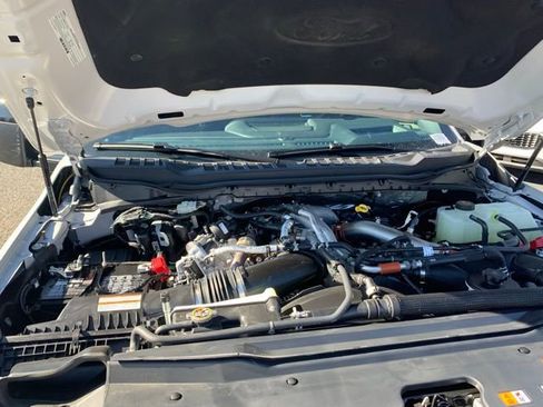 New 2025 Ford F350 Platinum w/ FX4 Off-Road Package image 36