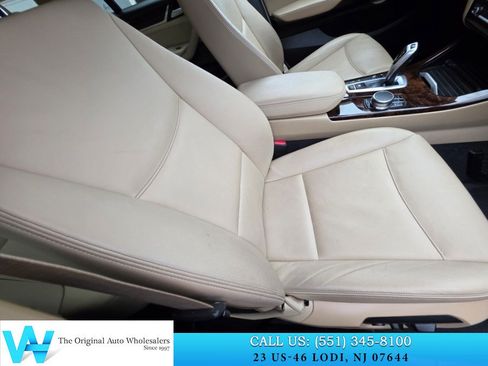Used 2017 BMW X3 xDrive28i AWD/4WD image 17