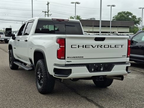 Used 2024 Chevrolet Silverado 2500 LTZ w/ LTZ Plus Package AWD/4WD image 8