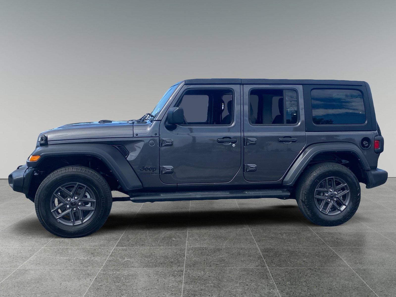 Used 2024 Jeep Wrangler Unlimited Sport AWD/4WD image 2