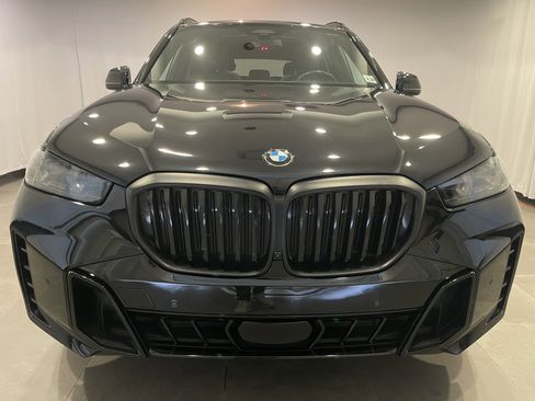 Certified 2024 BMW X5 xDrive40i w/ M Sport Package AWD/4WD image 2