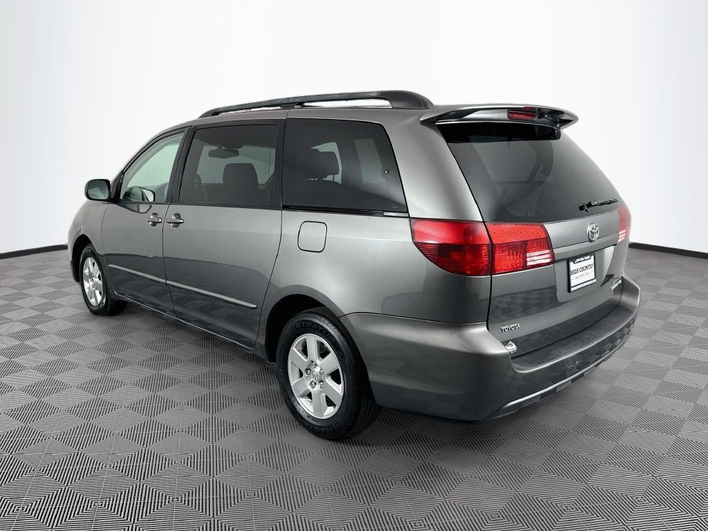 Used 2005 Toyota Sienna LE w/ LE Pkg 6 FWD image 5