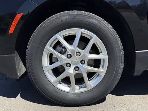 Used 2022 Chevrolet Equinox LT image 18