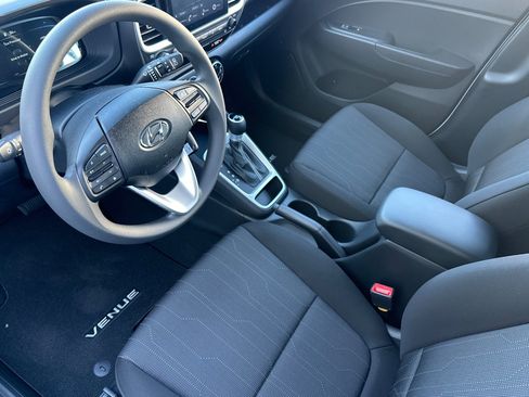 New 2026 Hyundai Venue SE image 10