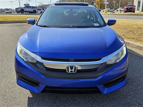 Used 2017 Honda Civic EX image 2