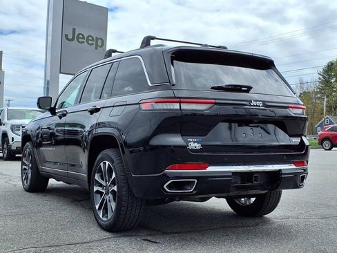 Used 2022 Jeep Grand Cherokee Overland image 3
