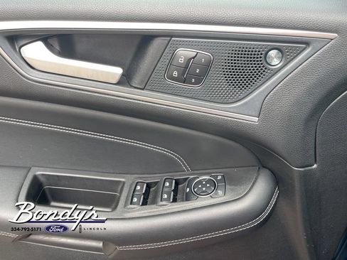 Used 2024 Ford Edge Titanium AWD/4WD image 8
