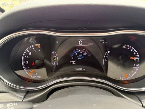 Used 2021 Jeep Grand Cherokee Altitude image 21