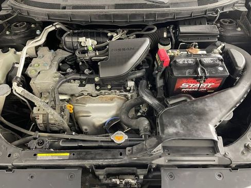 Used 2011 Nissan Rogue SV image 20