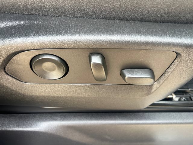 Certified 2023 Chevrolet Silverado 1500 LTZ w/ LTZ Convenience Package II AWD/4WD image 18