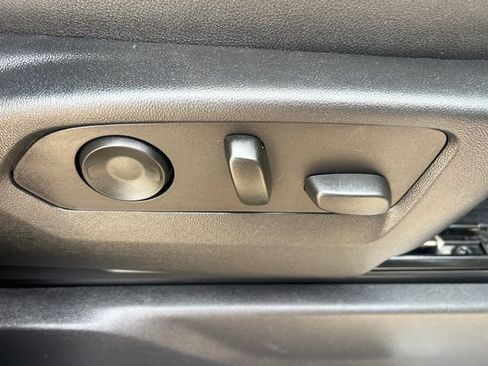 Certified 2023 Chevrolet Silverado 1500 LTZ w/ LTZ Convenience Package II AWD/4WD image 18