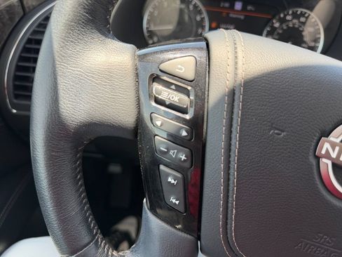 Used 2024 Nissan Armada Platinum w/ Captain's Chairs Package RWD image 22