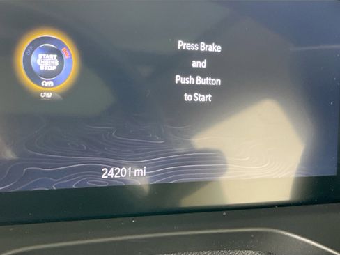 Used 2022 Jeep Grand Cherokee Limited image 12