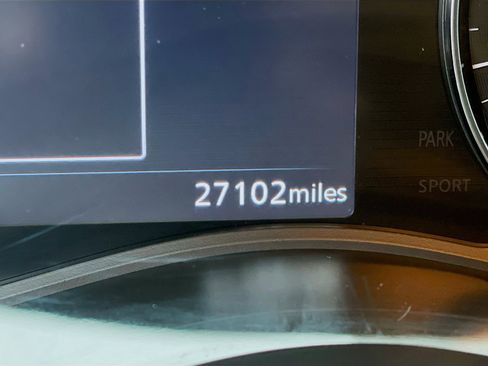 Used 2024 Nissan Kicks SV image 18