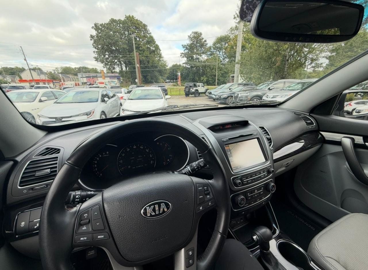 Used 2015 Kia Sorento SX FWD image 27