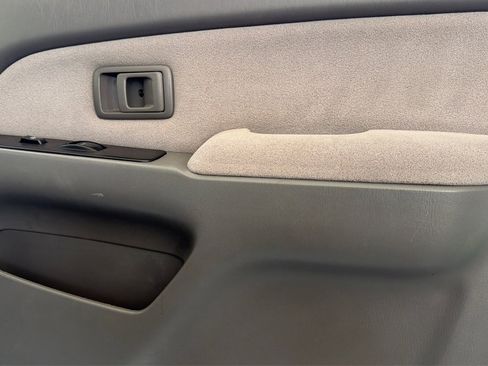 Used 2002 Toyota 4Runner SR5 image 33