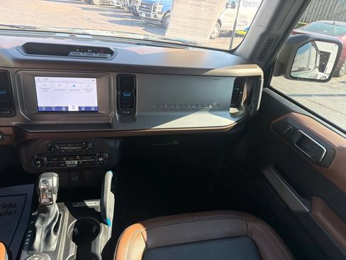 Used 2023 Ford Bronco Outer Banks AWD/4WD image 22