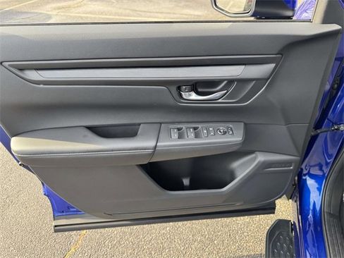 Certified 2025 Honda CR-V LX image 15