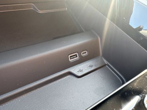 New 2026 Chevrolet Suburban LS AWD/4WD image 27