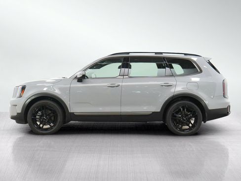 Used 2023 Kia Telluride SX X-Line AWD/4WD image 2