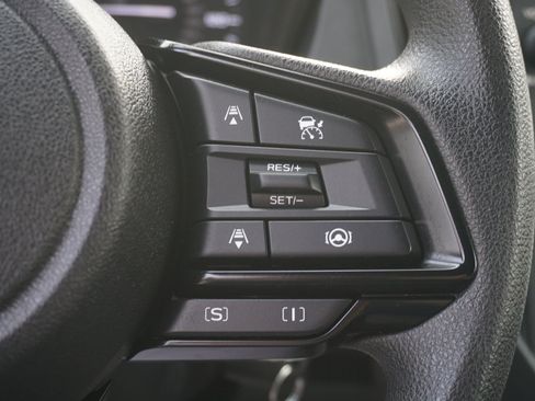 Used 2025 Subaru Forester AWD/4WD image 16