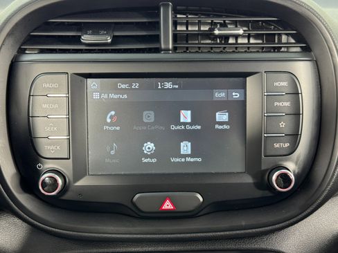 Used 2020 Kia Soul S image 22