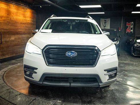 Used 2019 Subaru Ascent Touring AWD/4WD image 4