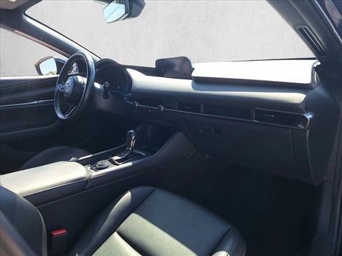 Used 2020 MAZDA MAZDA3 Hatchback image 19