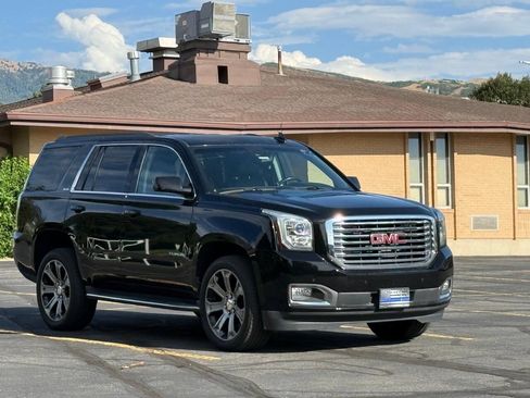 Used 2017 GMC Yukon SLE w/ Convenience Package AWD/4WD image 7