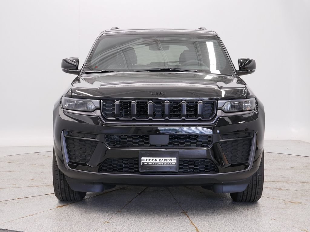 New 2026 Jeep Grand Cherokee Altitude AWD/4WD image 10