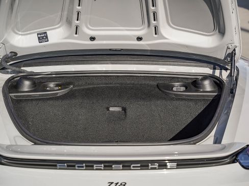 Used 2025 Porsche 718 Boxster image 23