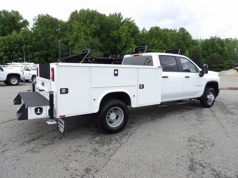 Used 2024 Chevrolet Silverado 3500 W/T w/ WT Convenience Package AWD/4WD image 8