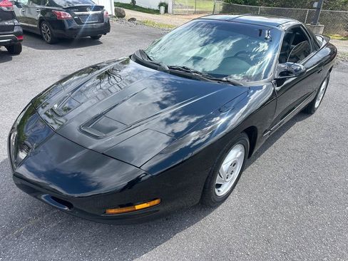 Used 1994 Pontiac Firebird Trans Am RWD image 13