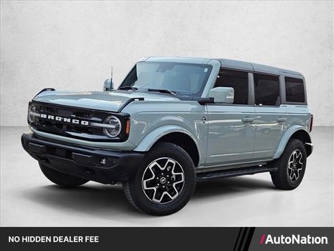 Used 2024 Ford Bronco Outer Banks AWD/4WD image 1