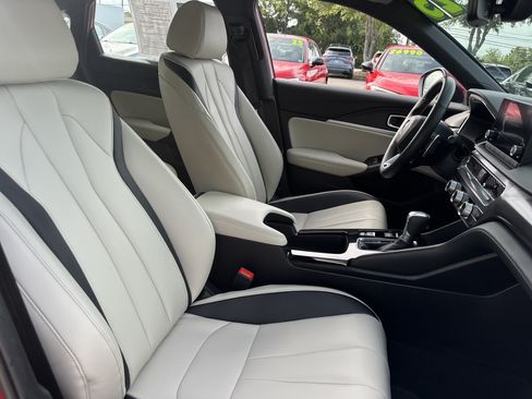 Used 2025 Acura Integra A-Spec FWD image 13