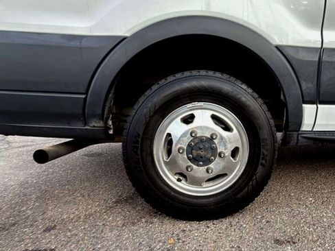 Used 2020 Ford Transit 250 Low Roof AWD image 22