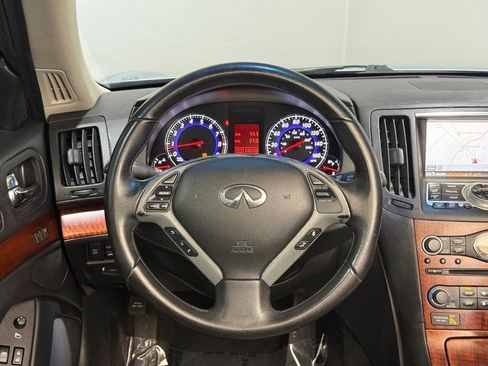 Used 2009 INFINITI G37 Convertible w/ Premium Pkg RWD image 16