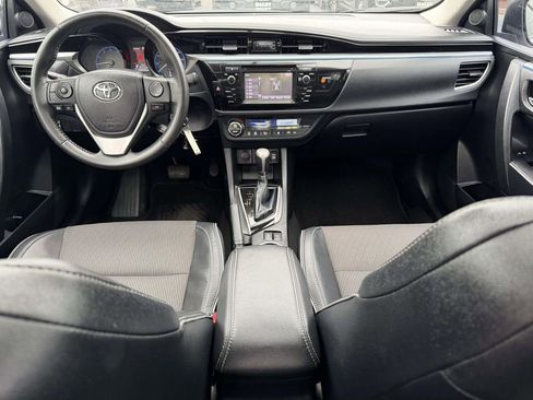 Used 2015 Toyota Corolla S FWD image 2