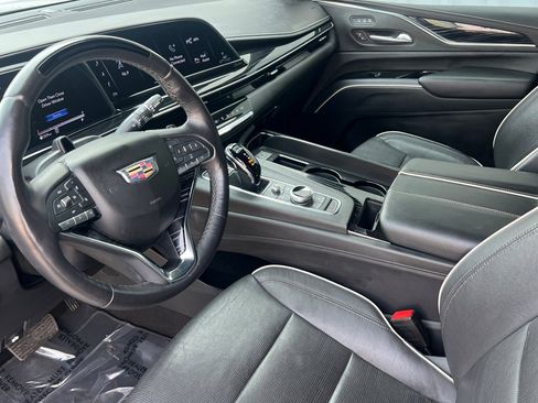 Used 2023 Cadillac Escalade Sport image 11