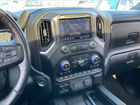 Used 2019 GMC Sierra 1500 AT4 w/ Off Road Performance Package image 6